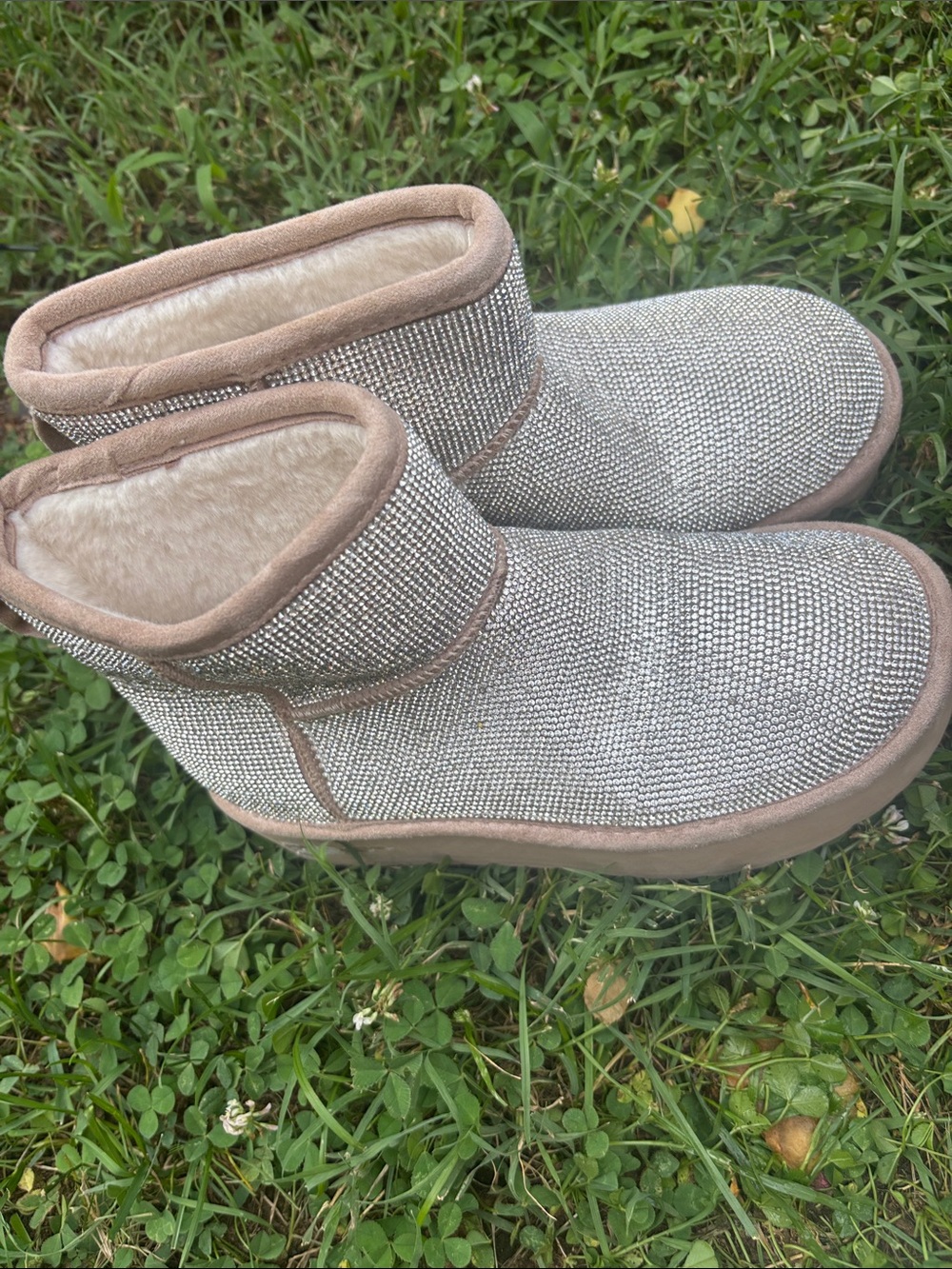 Madden Girl Sparkle Taupe Short Plush-Lined Slippers